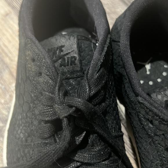 Nike Air Jordan Low Black Python - Picture 4 of 4